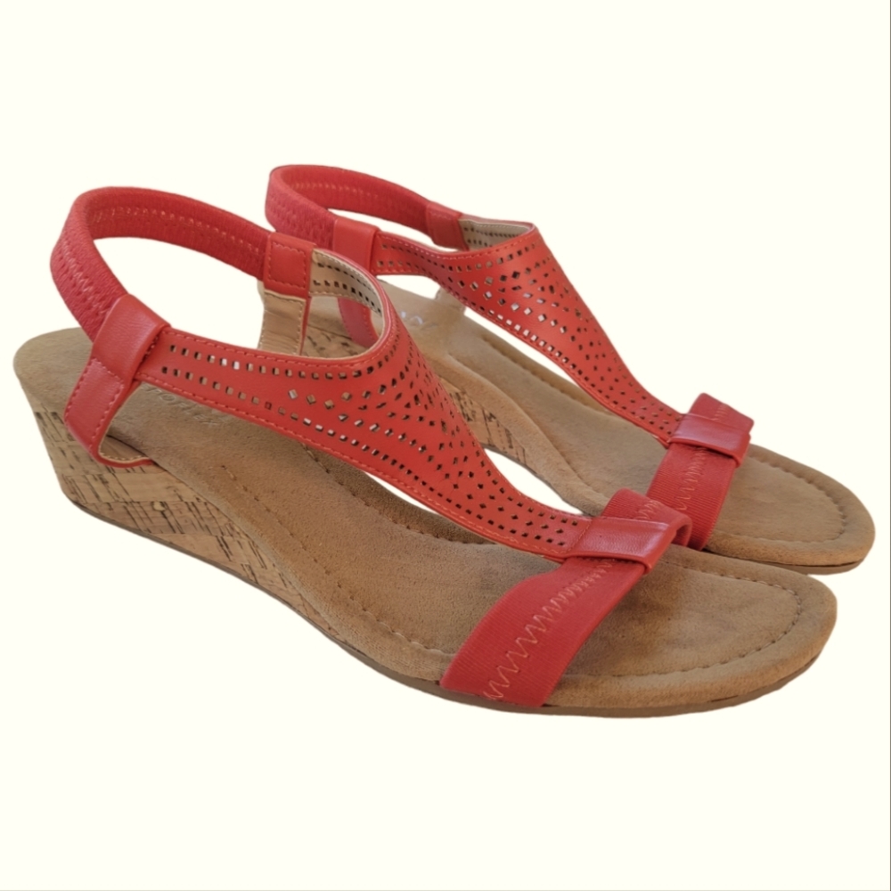 Alfani Step N Flex Women's T-Strap Vacanza Wedge Sandal Red Open Toe Com…